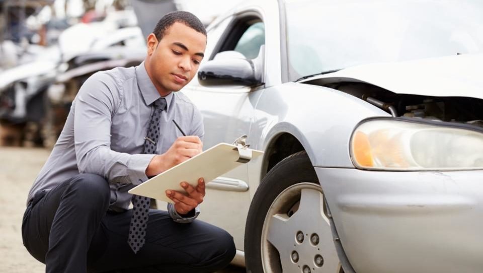 When To Avoid Raising Car Insurance Claims
