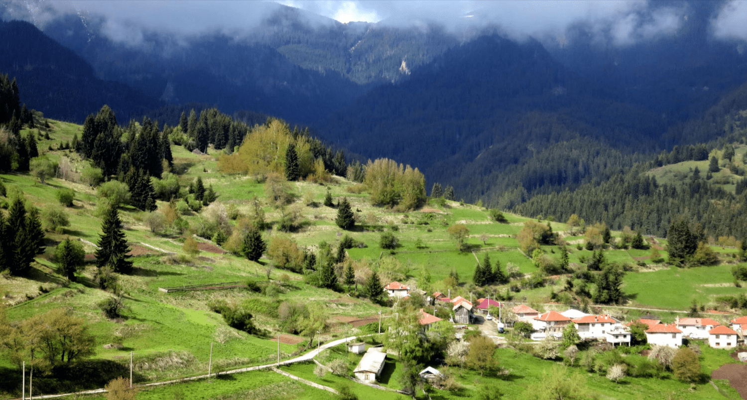 How to Enjoy a Digital Detox in the Rhodope Mountain Village of Shiroka Laka